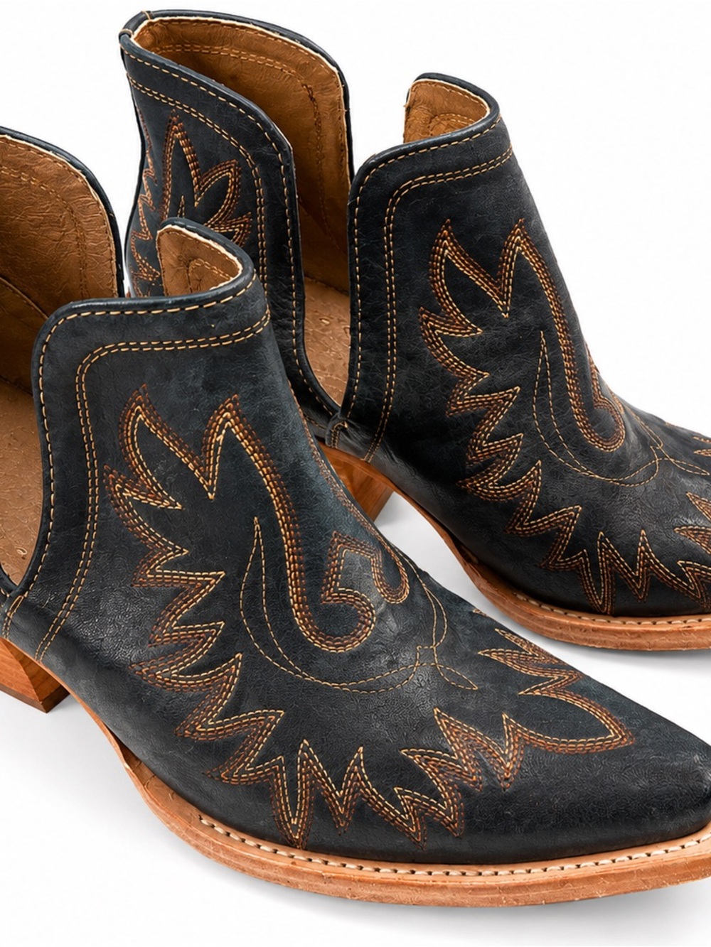 Ariat Black brown Western Ankle Booties with tan Stitching - Picture 1 of 3